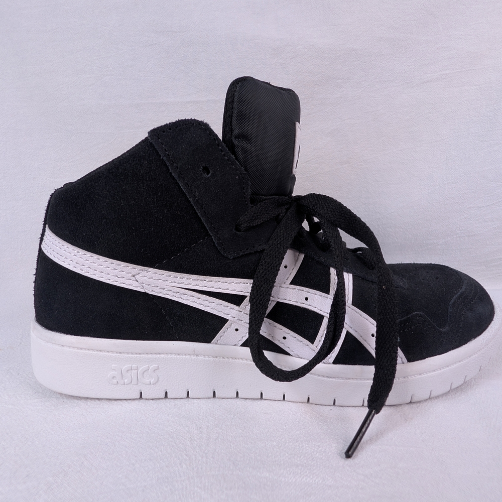 ASICS Japan Pro MT Skateboarding Black White Suede Mid Top Size 5